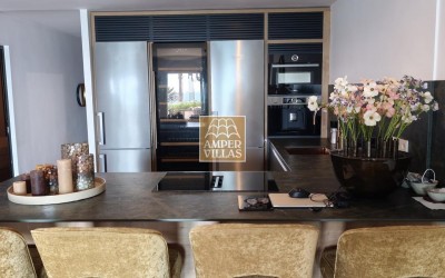 Exclusivo apartamento en primera línea de mar en Cap Negret, Altea